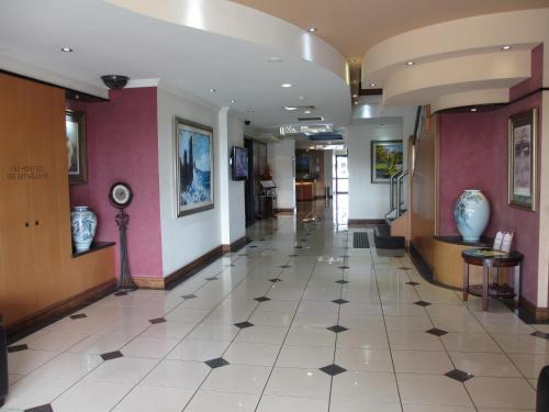 Springwood Tower Apartment Hotel