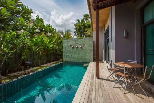 Villa 2 rooms living room Rawai 1