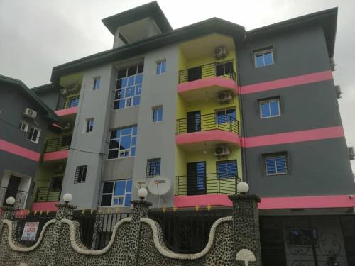 RESIDENCE P P M Odza RESIDENCE P P M Odza