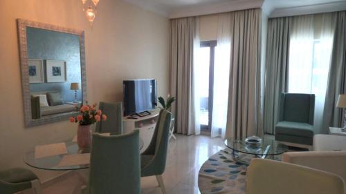 Damac Maison Mall Street - Downtown by Golden Casa, Dubaï (photo 7)