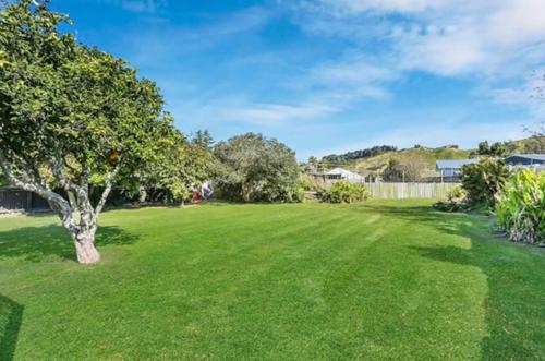 Central and Affordable - Cute Art Deco