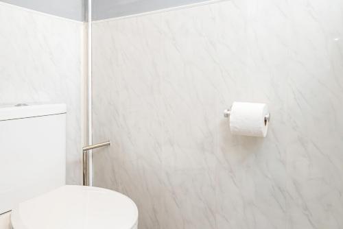 3 Bedroom Property - Contractor, work and family friendly, Бирмингем (фото 9)