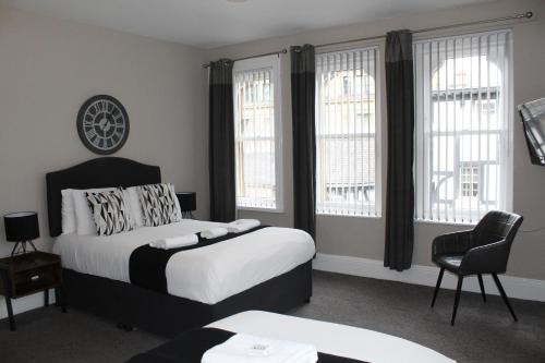 room detail thumbnail 0
