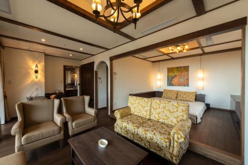 room detail thumbnail 1