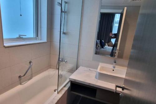 Beautiful 1 Bed Hotel Apartment, Dubaï (photo 2)