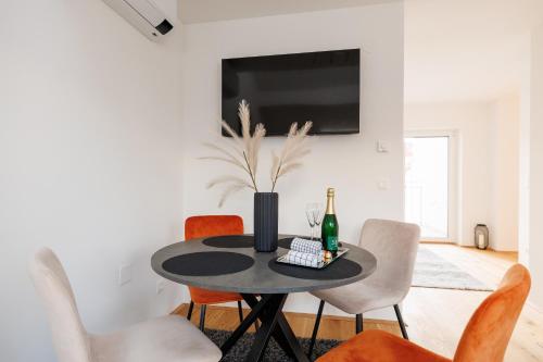 SYMPHONY Apartments 42 - Modern Loft with Terrace and Grill in Central Location, Vienna (photo 7)