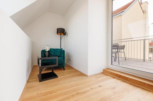 SYMPHONY Apartments 42 - Modern Loft with Terrace and Grill in Central Location, Vienna (photo 8)