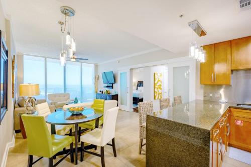 Ocean Club 1607 in Biloxi, USA