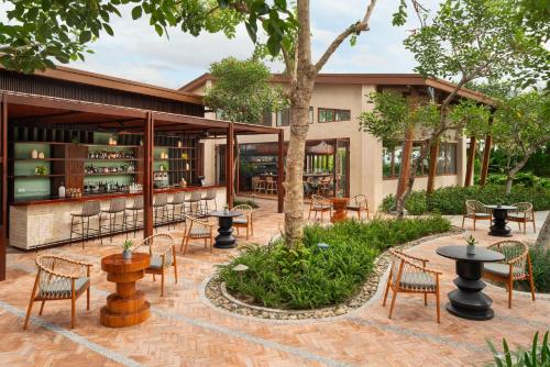 New World Hoiana Beach Resort, Hoi An (photo 10)
