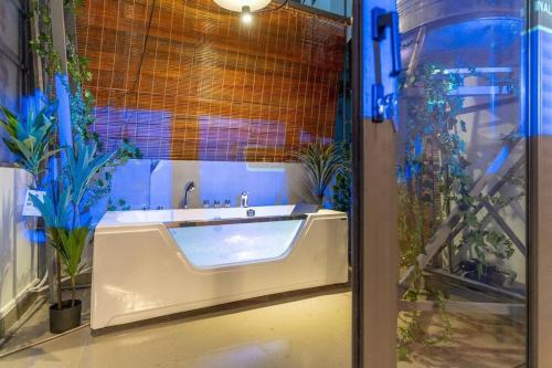 20% OFF Jaccuzi Penthouse ＳａｉｇｏｎＨｉｄｅｏｕｔ 113 NT lvl3