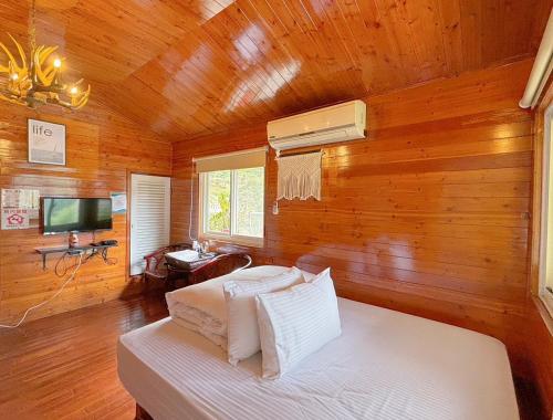 1 double bed