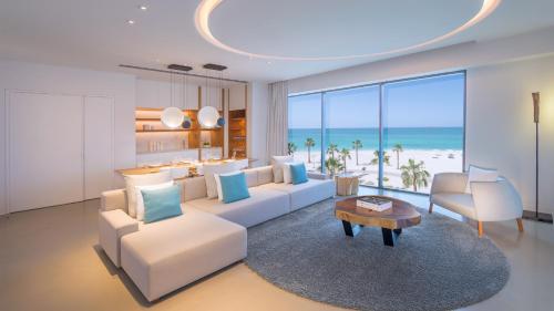 Surrounding environment, Nikki Beach Resort & Spa Dubai in Pearl Jumeirah