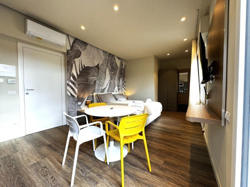 SKYLINE- 3 Apartments with view