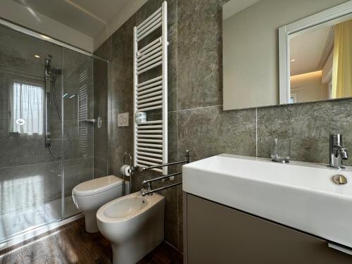 SKYLINE- 3 Apartments with view