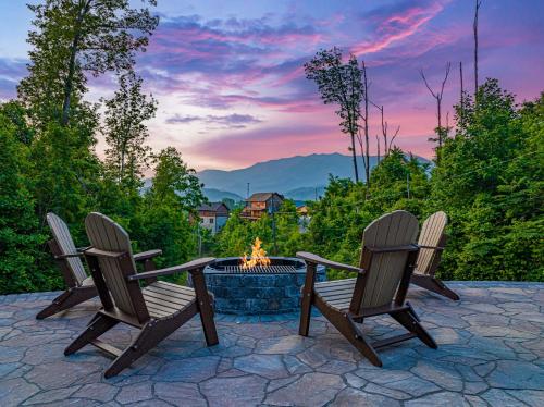 Bear Mountain Chalet in Gatlinburg, USA