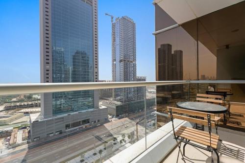 Newly Furnished Studio in JLT, Dubai (foto 2)