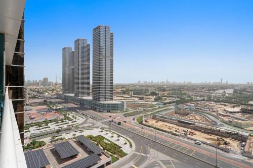 Newly Furnished Studio in JLT - image 7