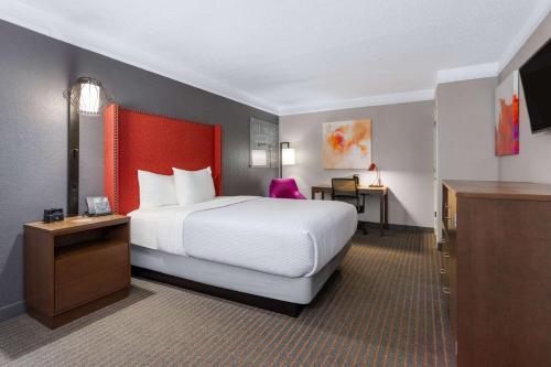 彭薩科拉溫德姆拉昆塔酒店 (La Quinta Inn by Wyndham Pensacola) in 彭沙科拉 (FL)