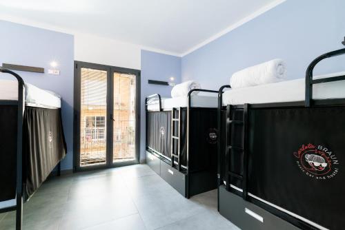 Hostel Carlota Braun in Granada
