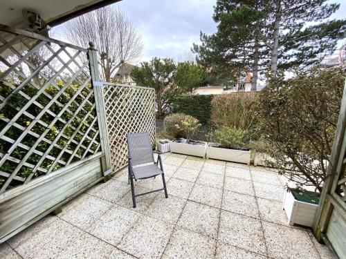 STUDIO AVEC TERRASSE PLEIN SUD - RÉSIDENCE LE FENIL AVENUE DE VERDUN A CABOURG (STUDIO AVEC TERRASSE PLEIN SUD - RESIDENCE LE FENIL AVENUE DE VERDUN A CABOURG) in Plaža Cabourg