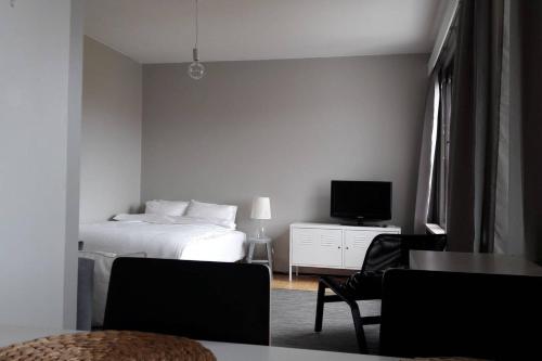 Northern Haven -Studio Apartment, Self Check In, Free WiFi, Parking- - Tap to explore photos