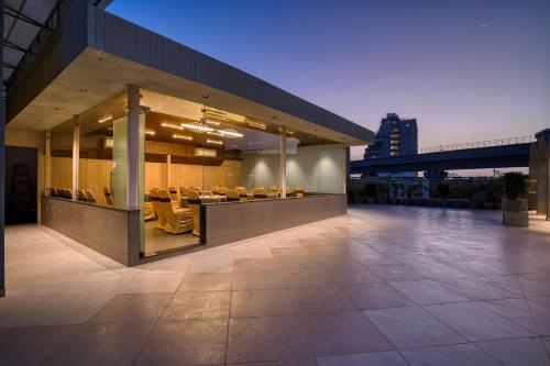 Μπαλκόνι/βεράντα, Exora Inn in Αχμενταμπάντ