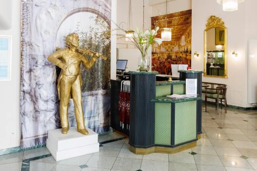 Hotel Johann Strauss - image 13