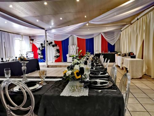 Ristorante, Eeufees Guesthouse in Bloemfontein