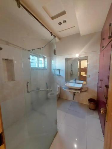 5 Bedrooms furnished separate upper portion house in DHA Phase 4 Lahore - Rent is exclusive of electricity and shall be as per actual usage - image 9