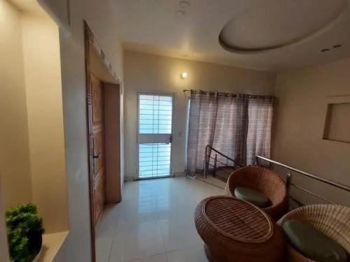 5 Bedrooms furnished separate upper portion house in DHA Phase 4 Lahore - Rent is exclusive of electricity and shall be as per actual usage - image 13