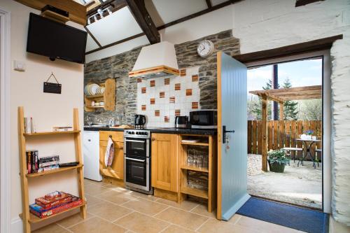 Kitchen, The Old Stables Aberporth in Troedyraur