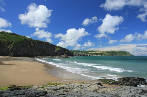 Beach, The Old Stables Aberporth in Troedyraur