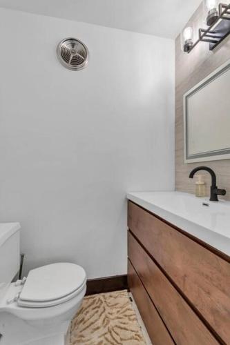 Roland park Customized Apartment in Baltimore, USA