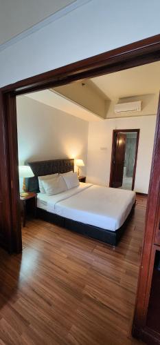 Kl Continew Suite At Times Square