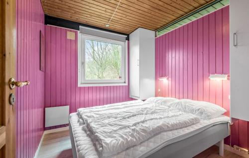 Four-Bedroom Holiday Home In Hemmet in Falen