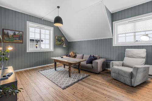 Central, large and light apartment in the middle of the city - Apartment - Hafjell / Lillehammer