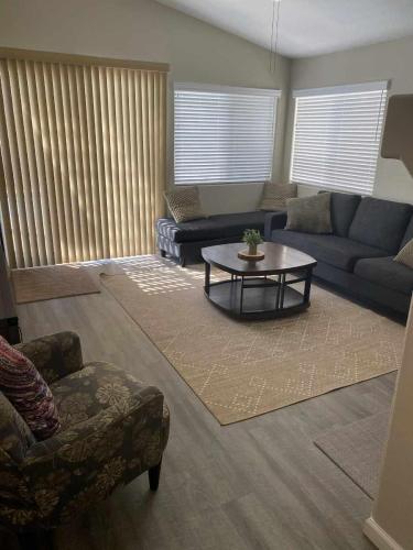 New beautifully remodeled home in Las Vegas near Red Rock Canyon National Conservation Area