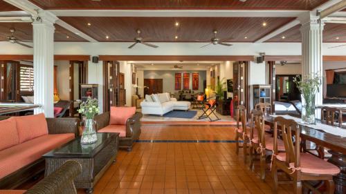 Talay Naiharn Hotel 4