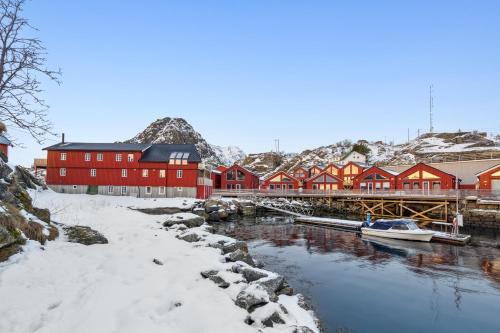 Spacious and Modern Fisherman's Cabin in Stamsund