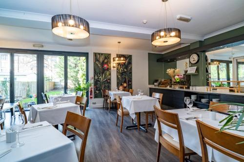 Croft Court Hotel - image 12