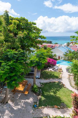 Blue Dream Apartments in コールバーイ