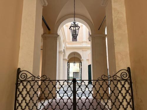 Lovatelli Home al Campidoglio - image 4