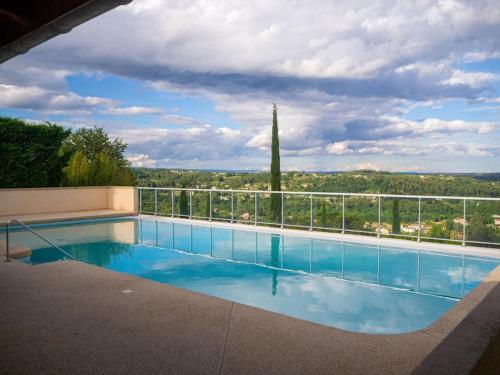 gite location climatisé avec Piscine en Ardèche