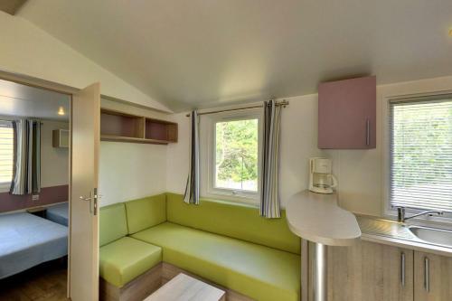 3 bedrooms, 5 beds
