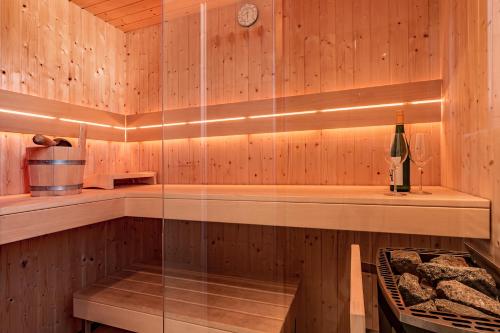 Сауна, Lakeside Village - Větrník (Lakeside Village - Vetrnik) in Фримбурк