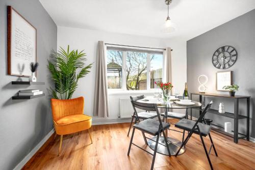 Birmingham City Centre - 3 Bedroom House - Parking - Netflix - Wifi - Up to 7 Guests -12W, Birmingham (fotografie 8)