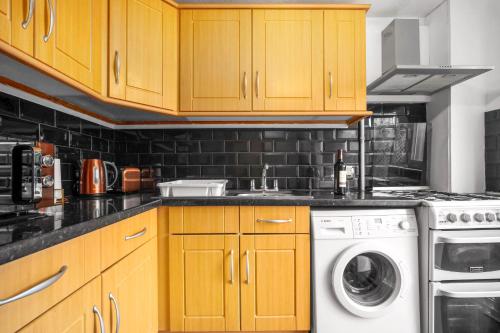 Birmingham City Centre - 3 Bedroom House - Parking - Netflix - Wifi - Up to 7 Guests -12W, Birmingham (fotografie 10)