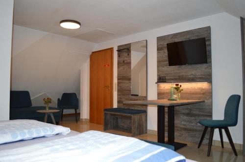 Hotel Zum Bengel - image 6