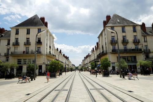 Bara 3 / Proche Gare De Tours