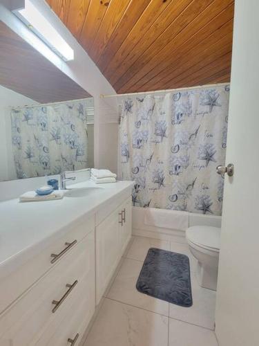 Two-Bedroom Apartment image 9